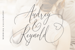 Audrey Reynold: A Romantic Script Font for Scroll-Stopping Campaigns